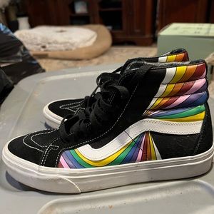 Vans Refract Sk8 Hi Reissue Skate Shoe black rainbow, men’s size 8 women size 9